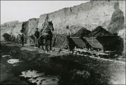 Rasquert: afgraving terp